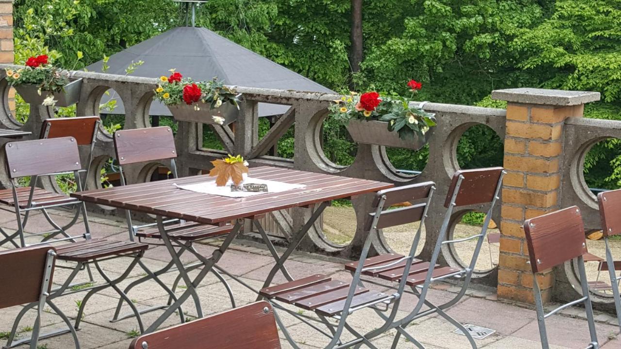 Hotel Kreuzbergbaude Beim Berzdorfer See Mit Wohlfuehl Sauna Markersdorf 外观 照片